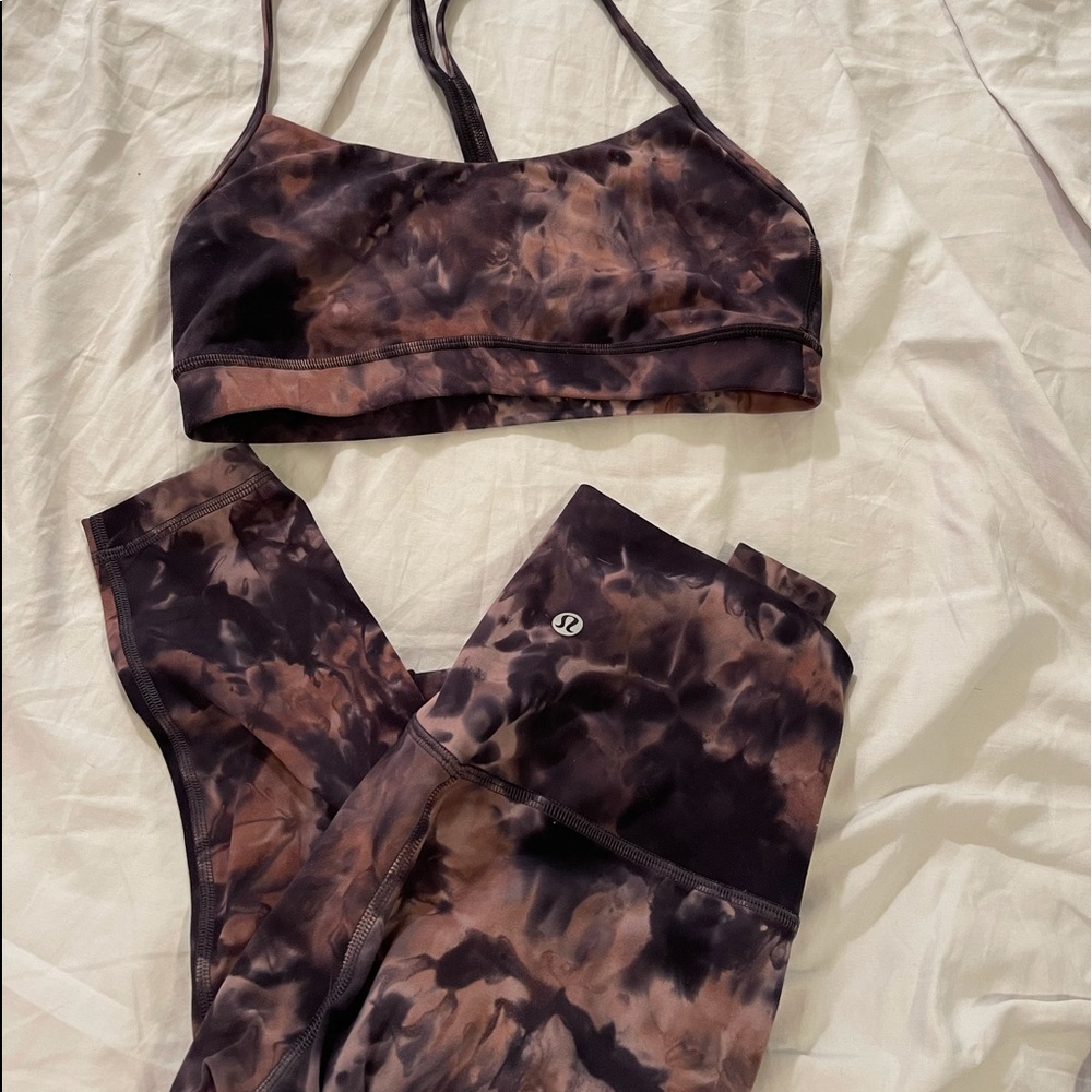 Authentic Lululemon Y flow top  size 6 & Align legging size 4, length 28th /set